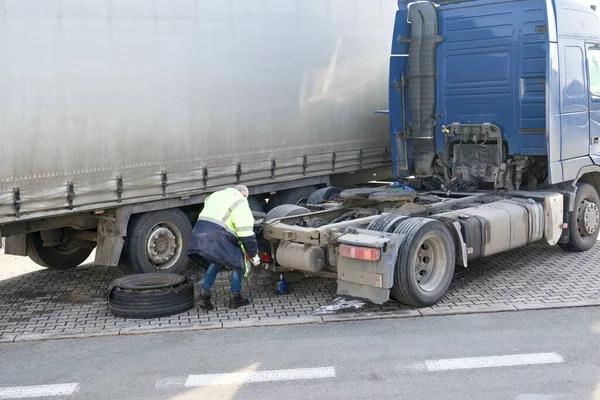 Affordable Semi Truck Repair Jackson Solutions for Drivers