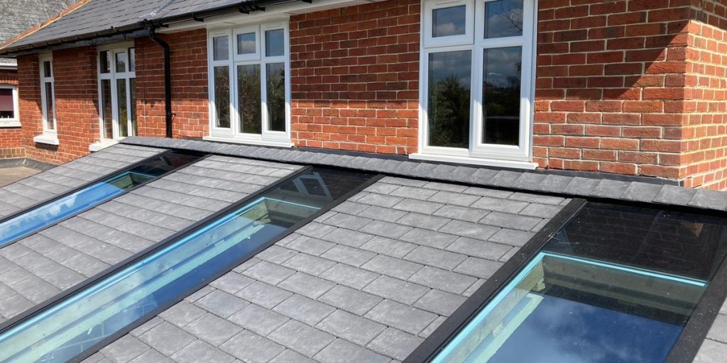 Flat Roof vs Pitched Roof Extension for Modern Home Renovations